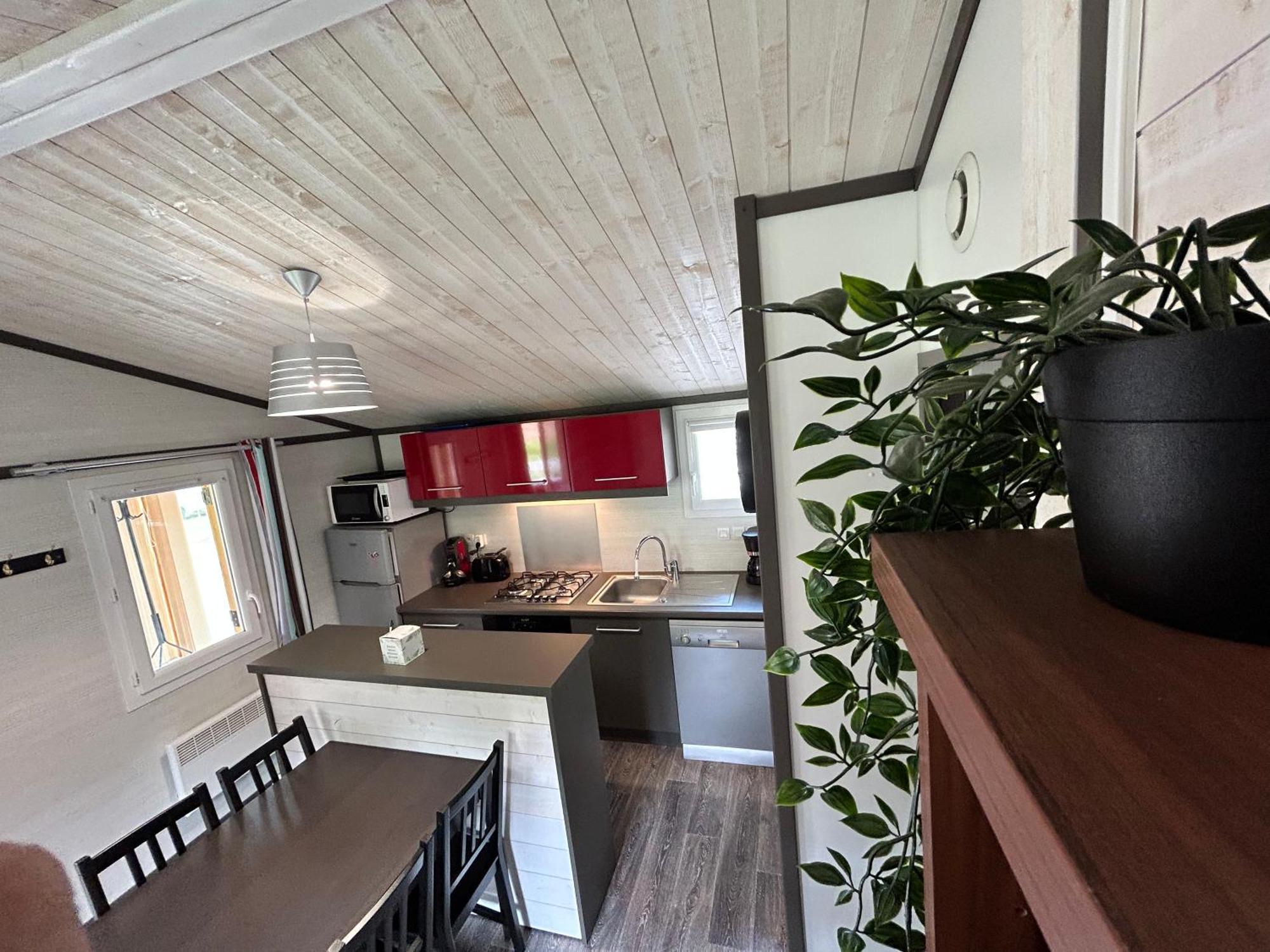 Camping Le Miroir Les Hopitaux-Neufs Extérieur photo
